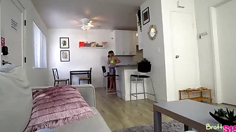 [new] Lulu Chu - Sex With Stepsis [1080p]