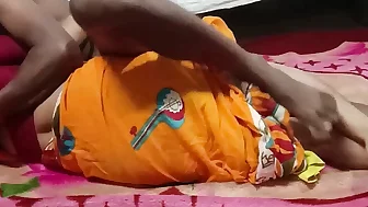 Desi Bhabhi Hard Core Doggystyle Fucking in Saree.DESITUMPA